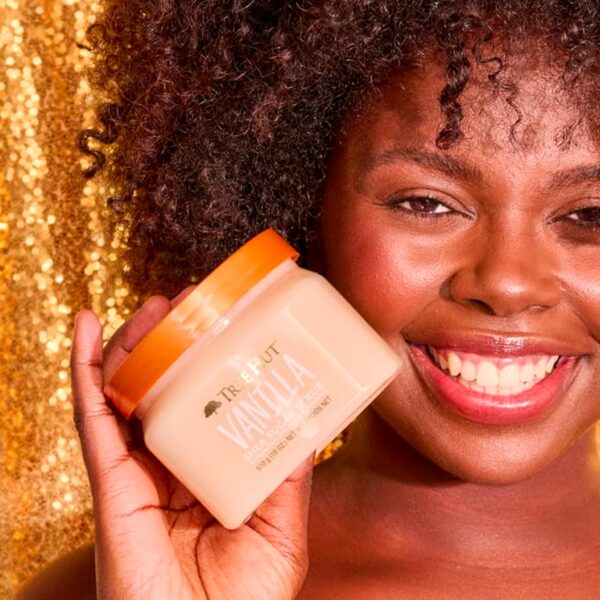 Tree Hut Body Scrub, Shea Sugar Hydrating Exfoliator for Softer, Smoother Skin, Vanilla, 18 oz - 图片 2